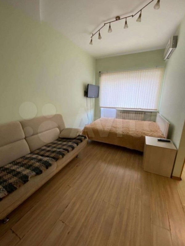 1-комнатная квартира Маршала Жукова 121 в Волгограде - фото 2