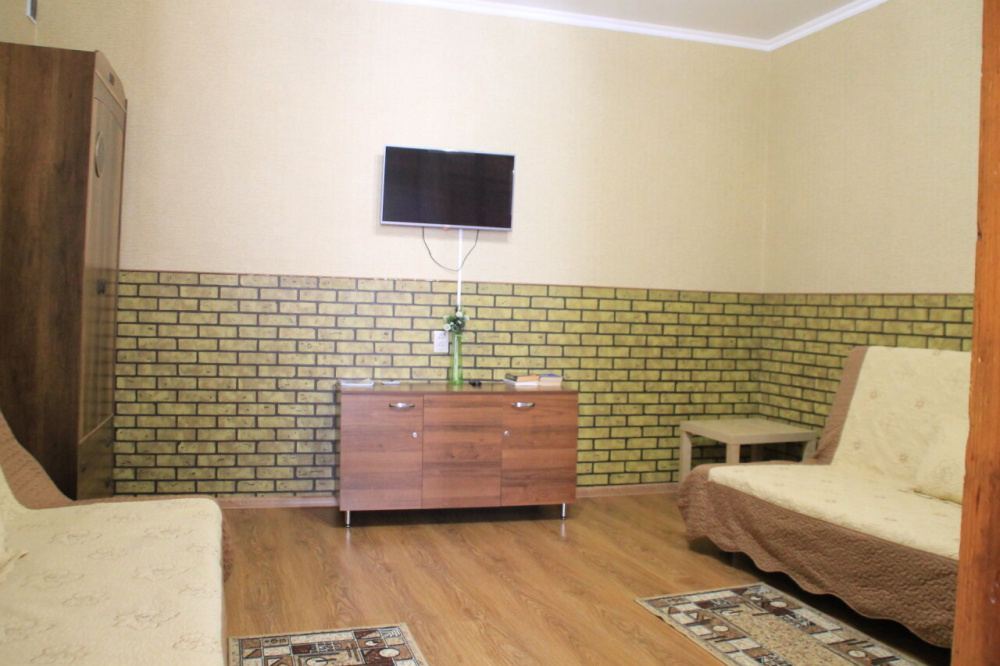2х-комнатная квартира Красноармейская 18 в Кисловодске - фото 4