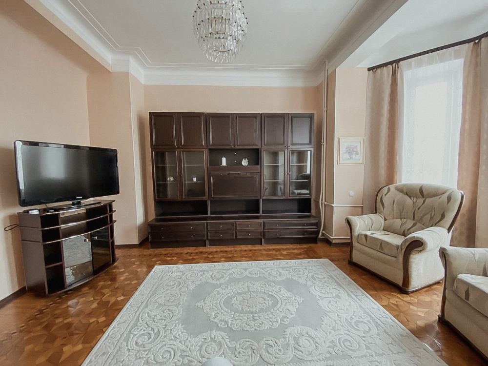 3х-комнатная квартира Ленина 12 в Астрахани - фото 8