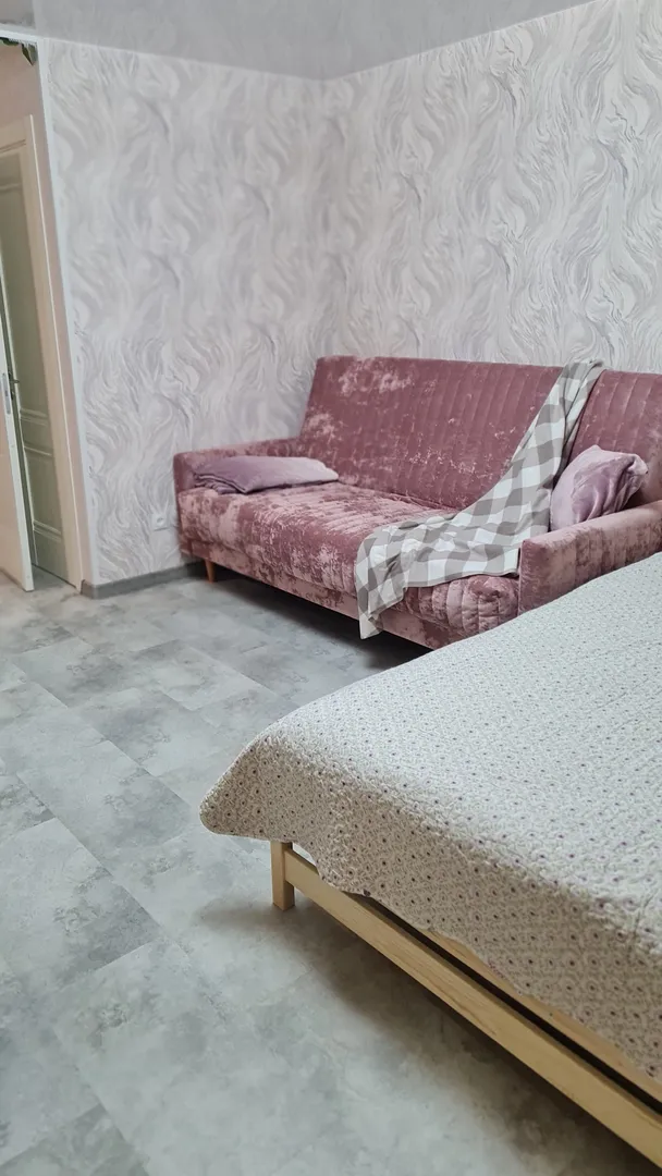 "Уютно и комфортно как дома" 2х-комнатная квартира в Медвежьегорске - фото 2