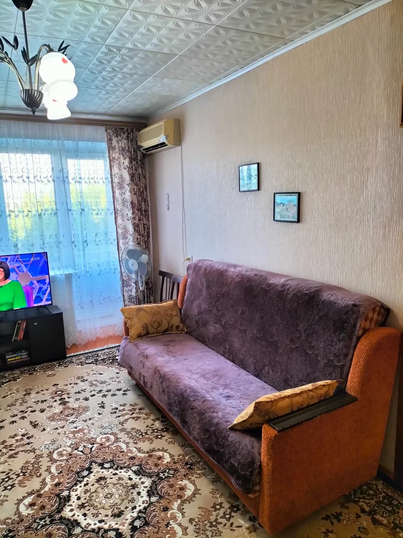 "Уютная" 1-комнатная квартира в Дубовке - фото 2