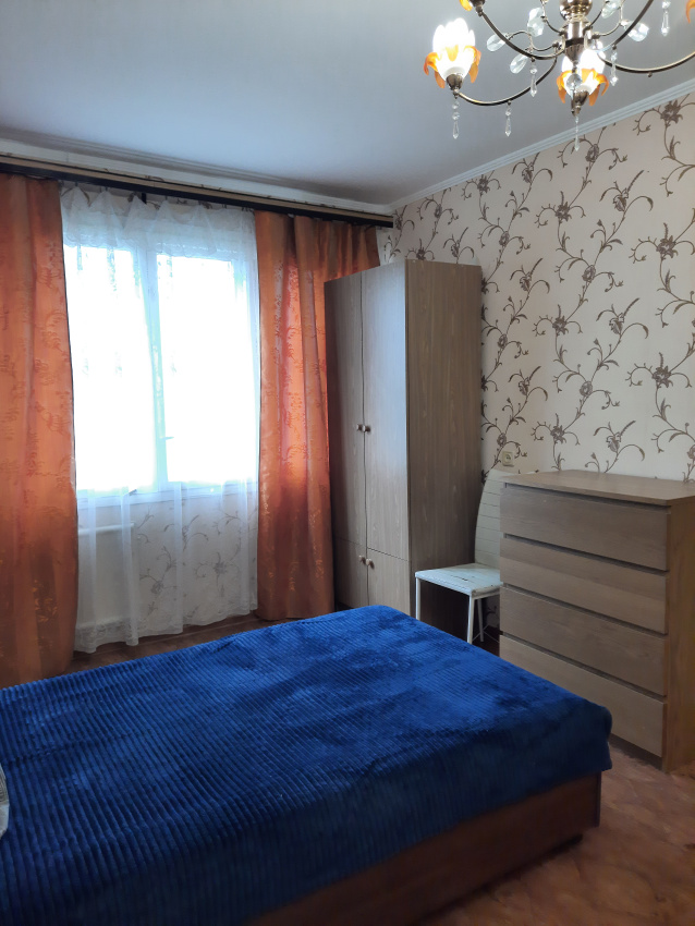 Комната в 3х-комнатной квартире Есенина 14к2 в Санкт-Петербурге - фото 1