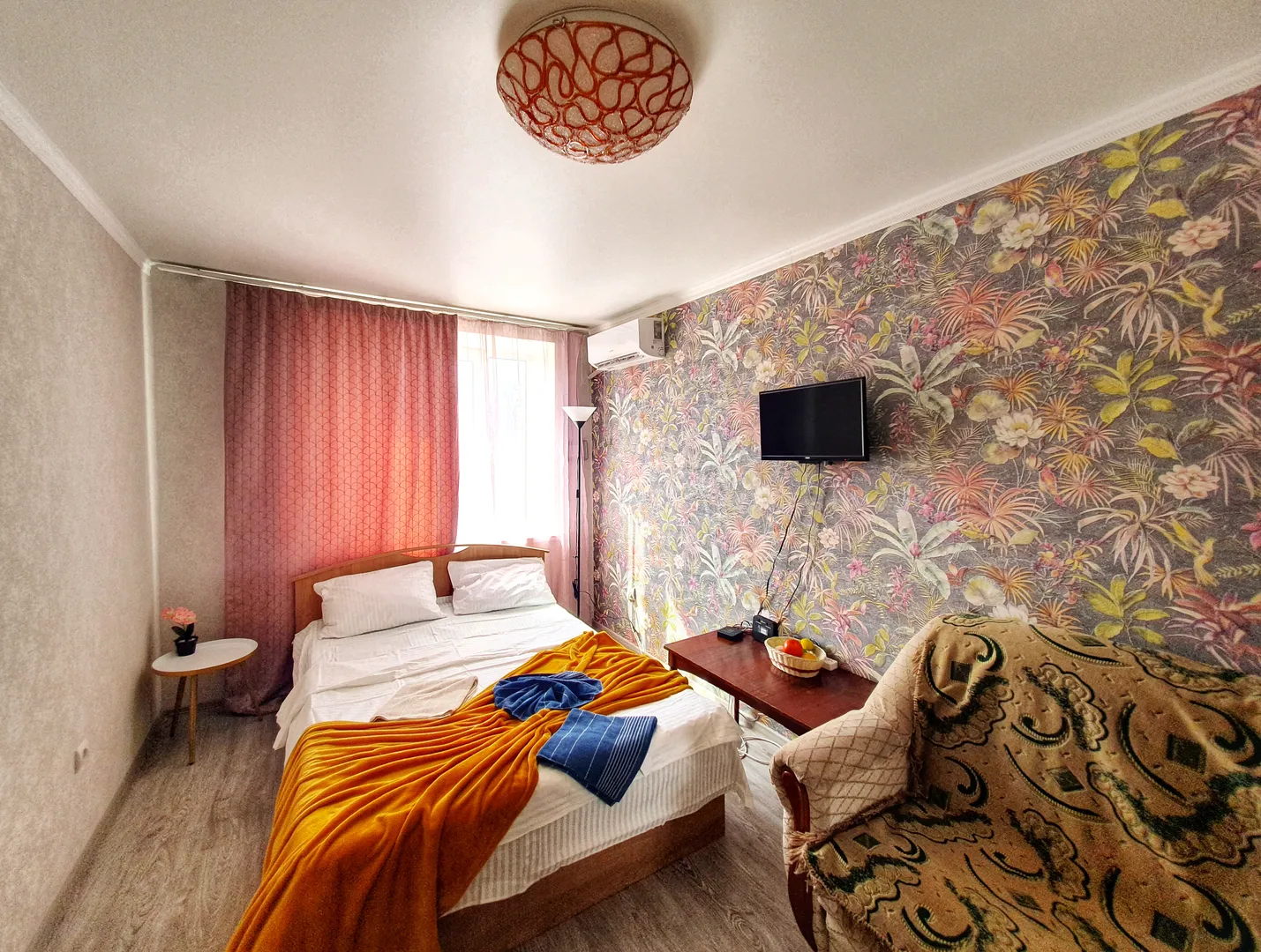 "Уютная для большой семьи" 1-комнатная квартира в Михайловске - фото 4
