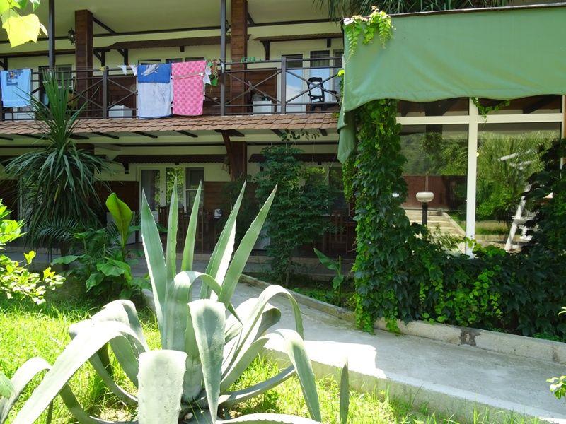 "Бунгало" мини-отель в п. Лдзаа (Пицунда) - фото 14