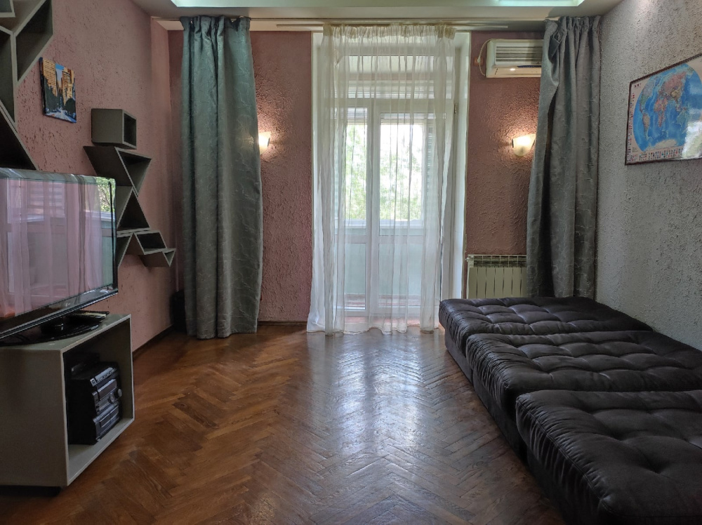 2х-комнатная квартира Ленина 15 в Волгограде - фото 4