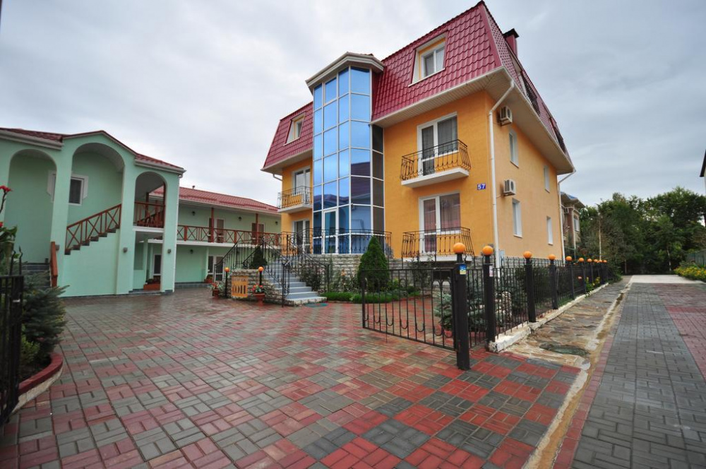 "СОН" гостиница в Николаевке - фото 1