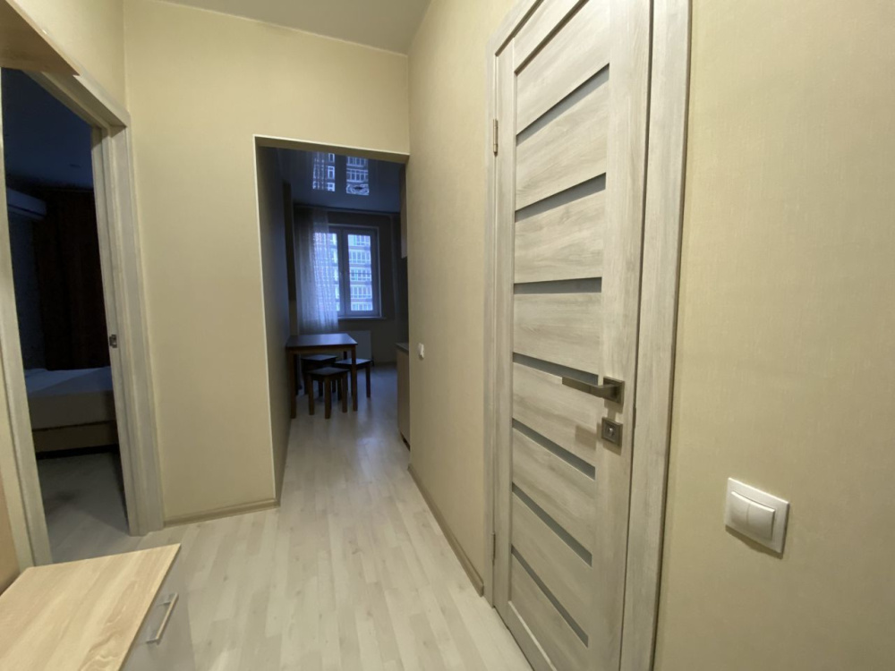 "Светлая" 1-комнатная квартира в Краснодаре - фото 9