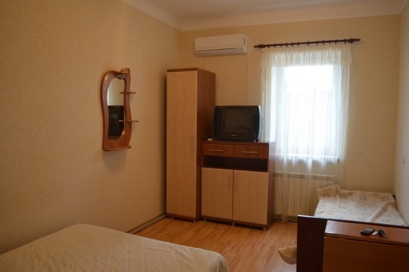 1-комнатная квартира Средне-Слободская 9 в Ялте - фото 1