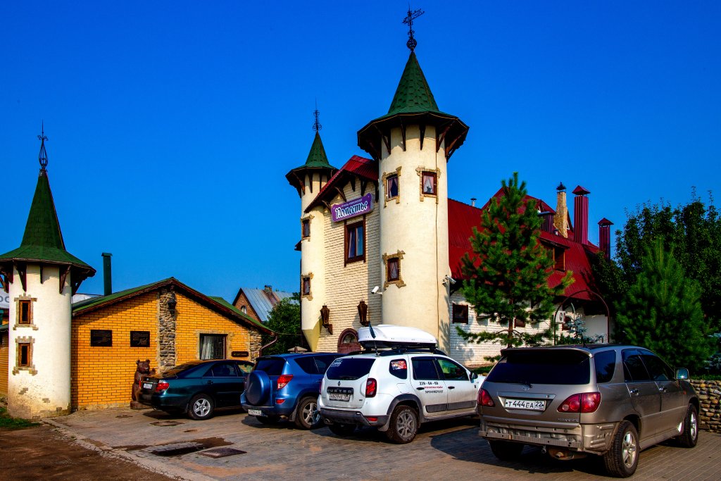 "Поместье" гостиничный комплекс в Белокурихе - фото 1