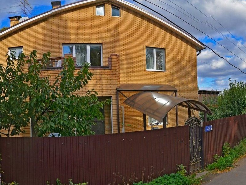 "Уют" гостевой дом в Одинцово - фото 1