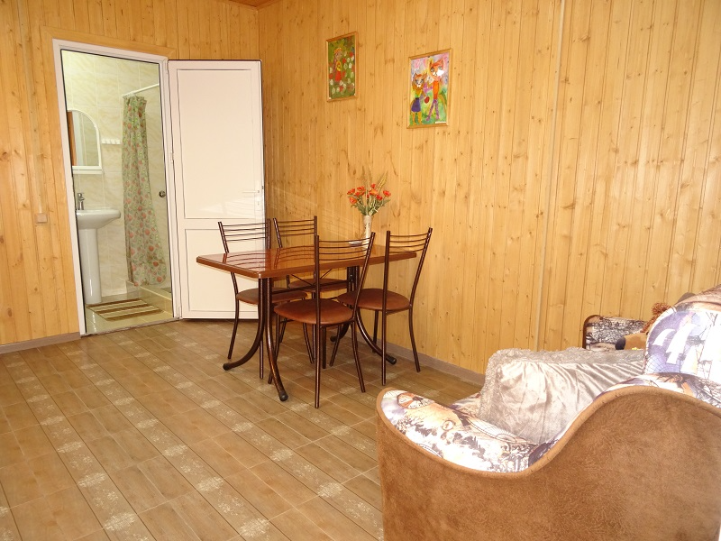 "Родные Пенаты" гостевой дом в Кучугурах - фото 24