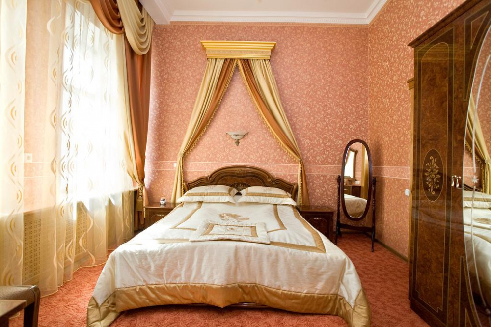 "Центральная (Бристоль)" гостиница в Таганроге - фото 16
