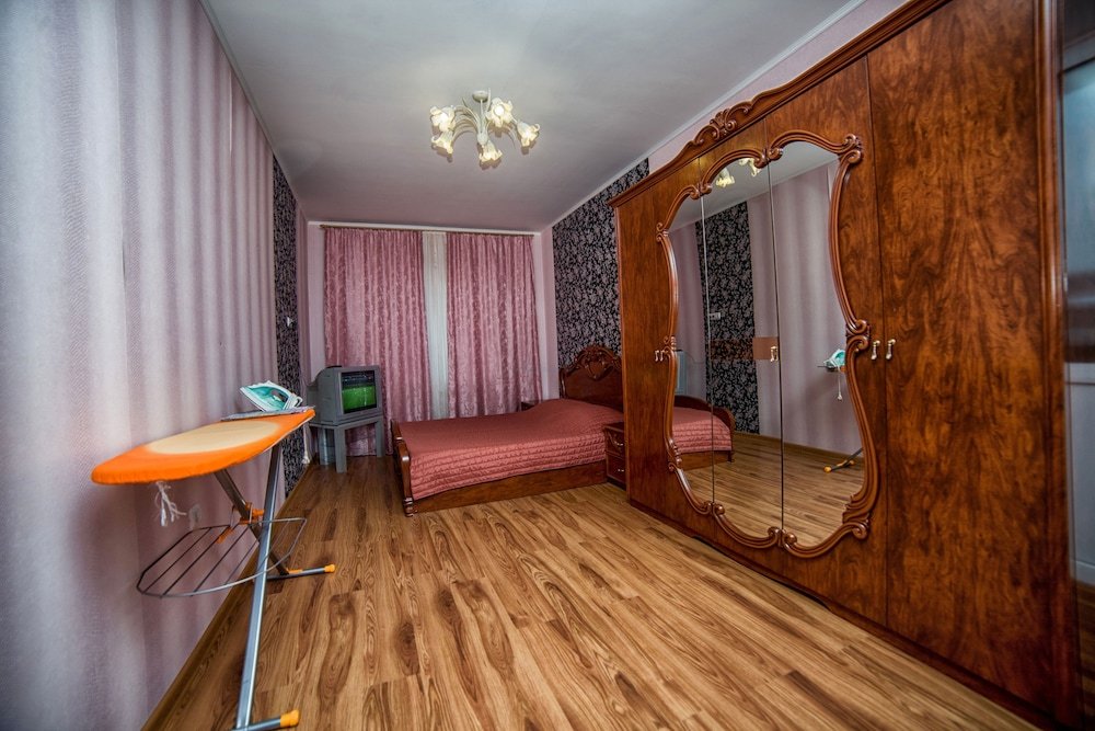 "Арендаград на Кронштадтском" 2х-комнатная квартира в Смоленске - фото 2