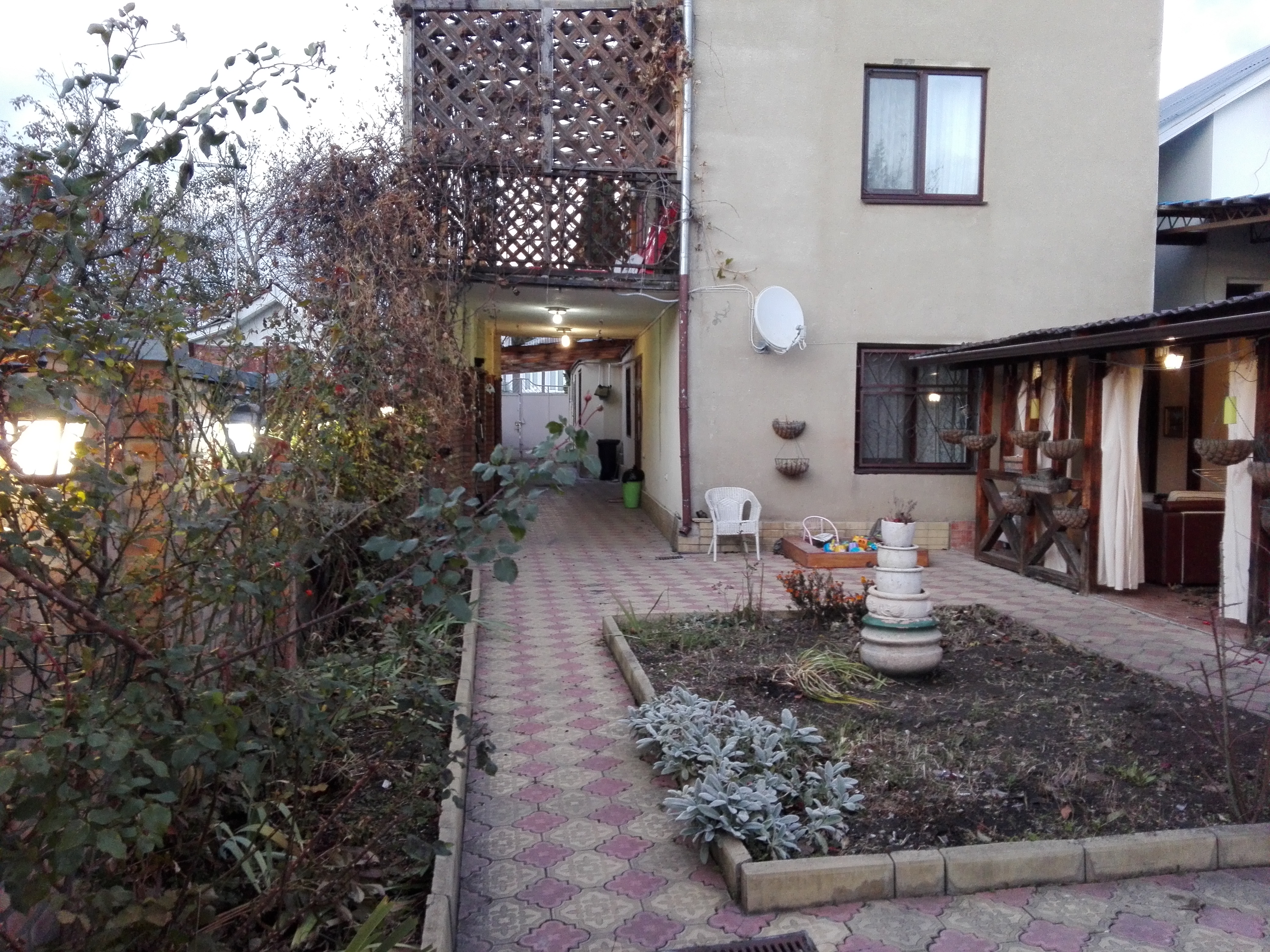 "Коттедж" гостевой дом в Кисловодске, ул. Минеральная, 38 - фото 1