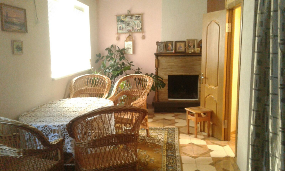 "Белый Аист" гостевой дом в с. Солнечногорское (Алушта) - фото 4