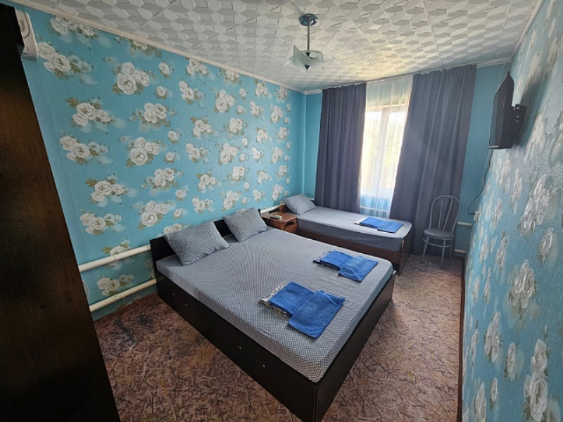 Гостевые комнаты Гоголя 4 в Архипо-Осиповке - фото 9