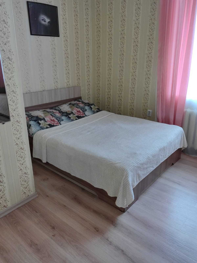 1-комнатная квартира Десятинная 3 в Великом Новгороде - фото 1