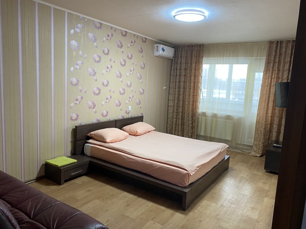 "На Транспортной" 1-комнатная квартира в Ульяновске - фото 1