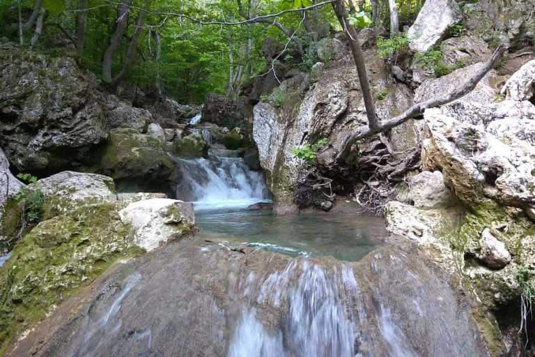 crimea-red-caves-waterfall-stone.jpg crimea-red-caves-waterfall-stone.jpg