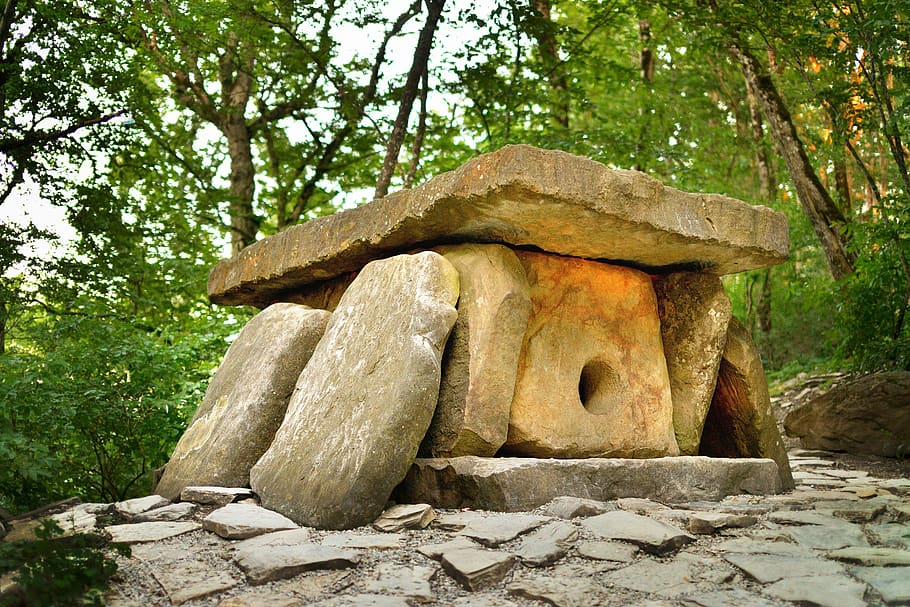 dolmen-riddle-history.jpg
