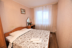Квартиры Самары на неделю, 3х-комнатная Гагарина 137 на неделю - снять