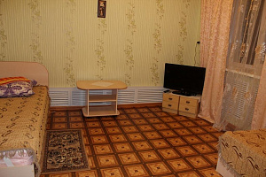 Комната в , "Тамбовская-19" - цены