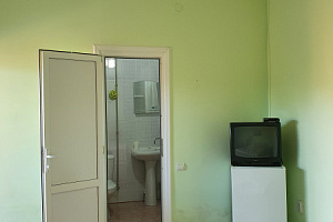 &quot;НА МО-РЕ&quot; гостевой дом в Кучугурах фото 2