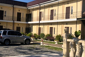 Отель в , "Ассир" - фото