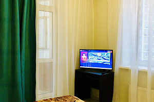 Гостиницы Химок с джакузи, "RELAX APART с большими раздельными комнатами и балконом" 2х-комнатная с джакузи - раннее бронирование