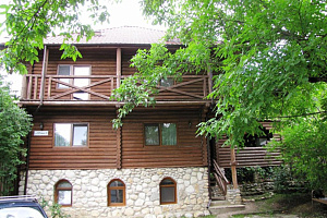 Дома Бахчисарая в горах, "Твой Крым" в горах - фото