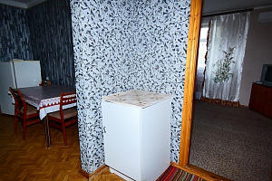 Квартиры Крым на неделю, 1-комнатная Долинный 15 на неделю - фото