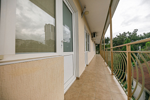 Гостевые дома Геленджика с балконом, "Золотой Песок" с балконом - раннее бронирование