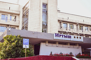 Гостиницы Омска с сауной, "Иртыш" гостиничный комплекс с сауной - фото