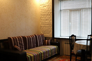 Квартиры Костромы в центре, 2х-комнатная Симановского 28 в центре