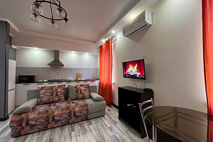 Отели Пятигорска с собственным пляжем, "Red Room Apartment" 1-комнатная с собственным пляжем - цены
