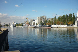 Дома Калининграда с бассейном, "На Набережной" с бассейном