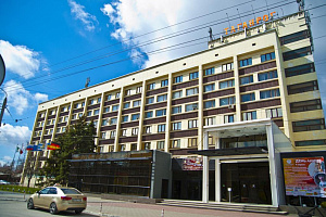 Гостиницы Таганрога на карте, "Таганрог" конгресс-отель на карте - фото