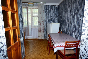 Ночлег в Севастополе, 1-комнатная Долинный 15 ночлег - раннее бронирование