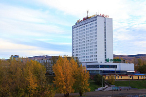 Хостелы Красноярска рядом с автовокзалом, "Амакс Сити" у автовокзала - фото