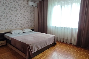 Квартира в , 2х-комнатная Комсомольская 94 - фото