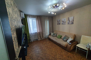Квартиры Владивостока на неделю, "Уютная Возле ТЦ Калина Молл" 2х-комнатная на неделю - фото