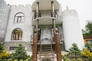 Виллы в Мостовском районе, "Замок Климовский" вилла - снять