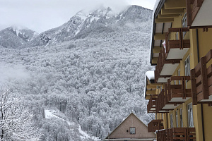 Отели Красной Поляны в горах, "Апартаменты с Вина Горы" в горах - забронировать номер