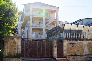 Гостевые дома Краснодарского края с бассейном, "Виктория" с бассейном