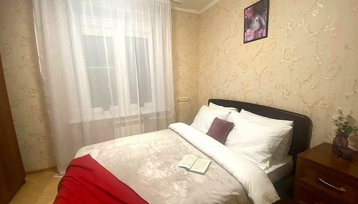 2х-комнатная квартира Орджоникидзе 6к4 в Москве - фото 1