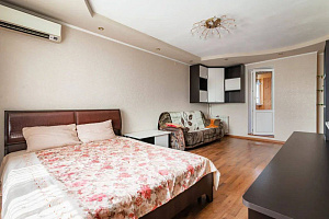Гостиницы Самары недорого, 2х-комнатная Ново-Вокзальная 161А недорого - раннее бронирование