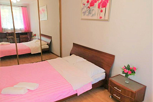 Гостиницы Самары с джакузи, 2х-комнатная Первомайская 27 с джакузи - цены