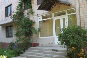 Квартиры Луганска 3-комнатные, "Гостиница учебного центра Почты" 3х-комнатная - фото