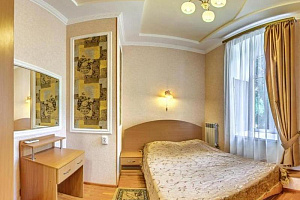 Отели Евпатории с одноместным номером, "Крым" с одноместным номером - цены