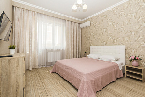 Лучшие гостиницы Краснодара, "ApartGroup Repina 1/2 Level 13" 1-комнатная - фото